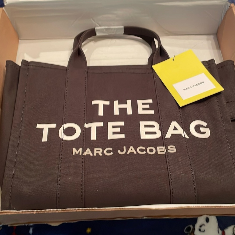 Brand New in Packaging Marc Jacob’s Black Tote Canvas Bag with strap